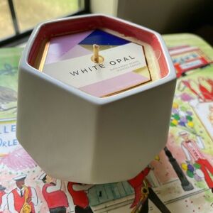 SINGLE WICK CANDLE BY BATH AND BODY WORKS